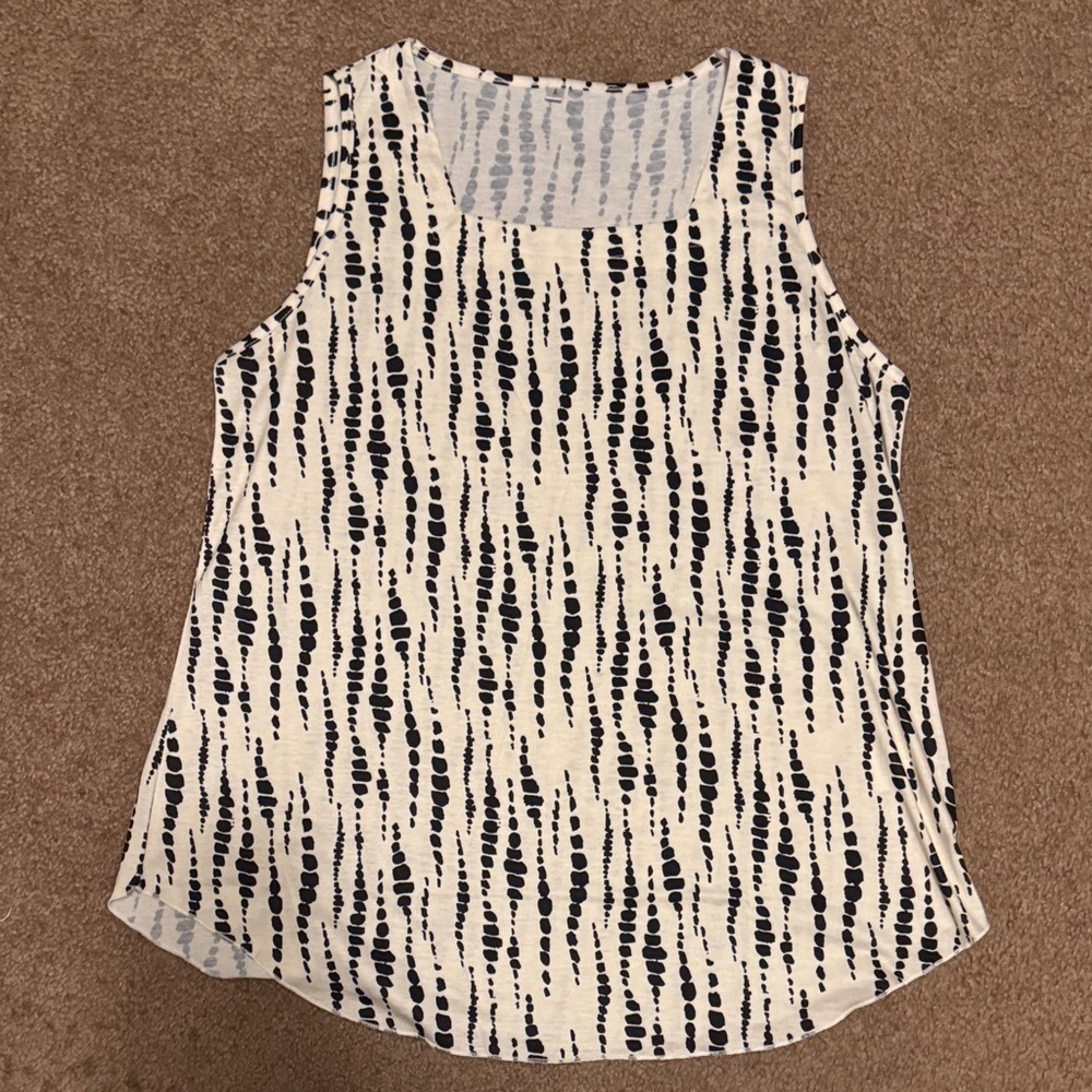 Source Unknown Cream Tank Top with Black Dotted Vertical Pattern